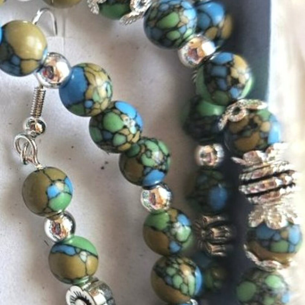 Handmade Custom Stretch Bracelets - - Picture 2 of 16